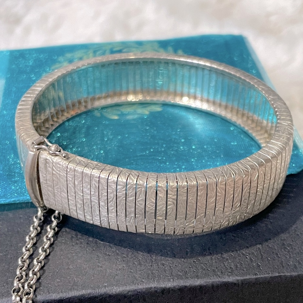 Silpada Colosseum 925 Sterling Silver Bracelet